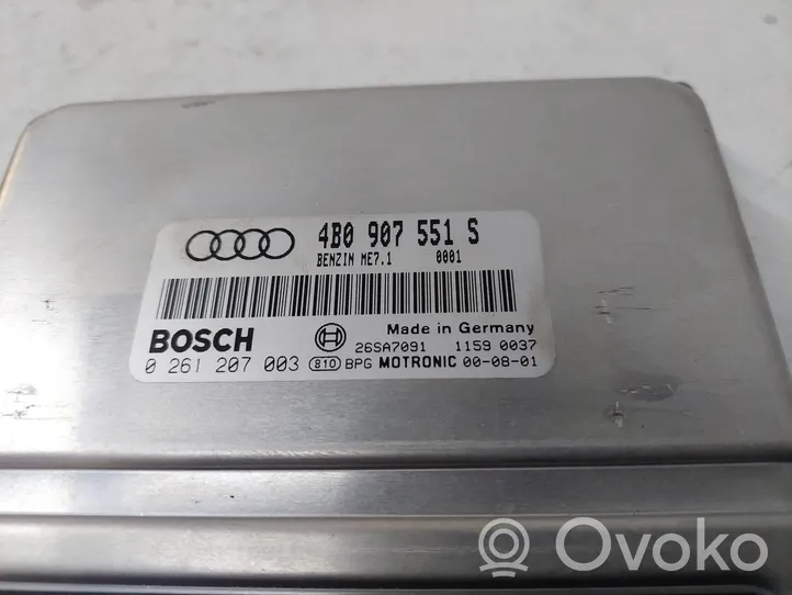 Audi A6 S6 C5 4B Moottorin ohjainlaite/moduuli 4B0907551S