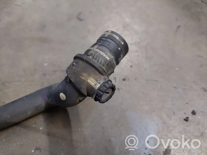 Volvo V50 Durite de refroidissement tube 