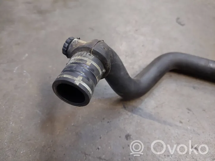 Volvo V50 Durite de refroidissement tube 