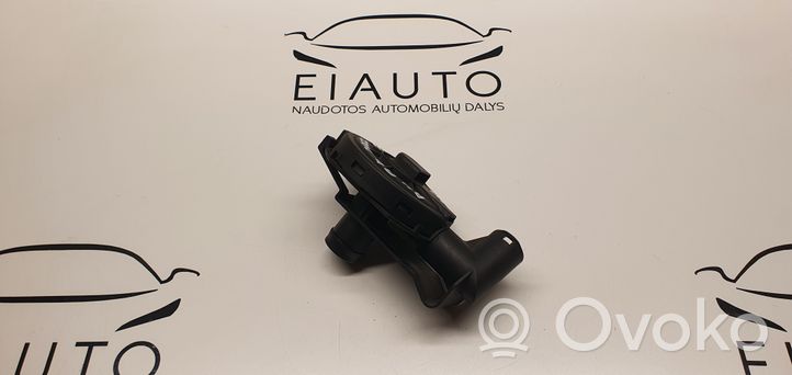 Audi A4 S4 B6 8E 8H Reniflard / tuyau reniflard d'huile 06C103179A