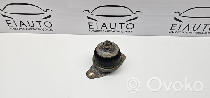 Citroen C5 Moottorin kiinnikekorvake 96358669