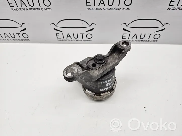 Ford Mondeo MK IV Engine mount bracket 8020M10