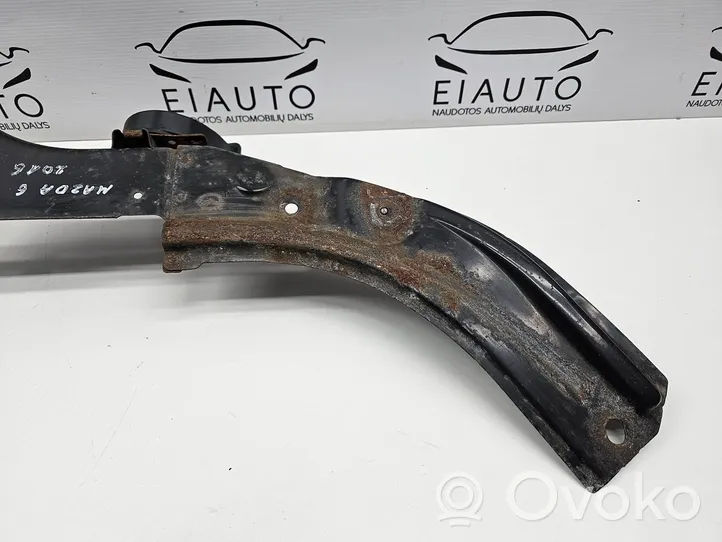 Mazda 6 Staffa del pannello di supporto del radiatore parte superiore 