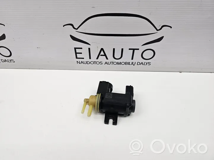 Audi Q5 SQ5 Turboahtimen magneettiventtiili 8K0906627