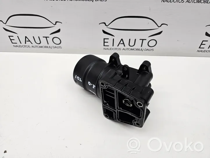 Audi Q5 SQ5 Supporto di montaggio del filtro dell’olio 03L115389C