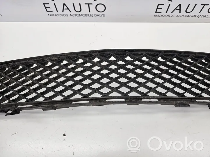 Mercedes-Benz E W212 Front bumper lower grill A2128850523