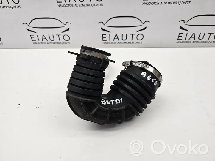 Audi A6 S6 C6 4F Turbo air intake inlet pipe/hose 4F0129615E