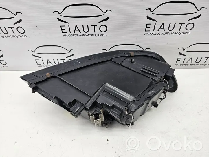 Volvo V50 Faro/fanale 30698879