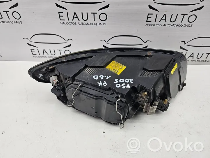 Volvo V50 Faro delantero/faro principal 30698879