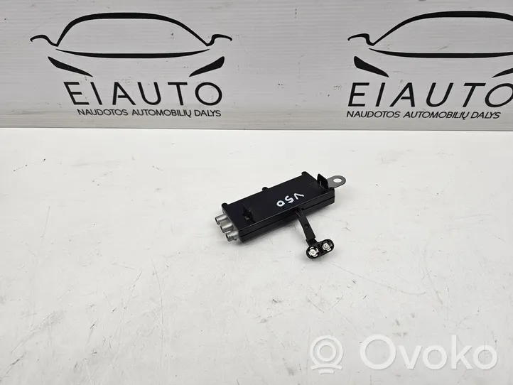 Volvo V50 Antenas pastiprinātājs 30737918