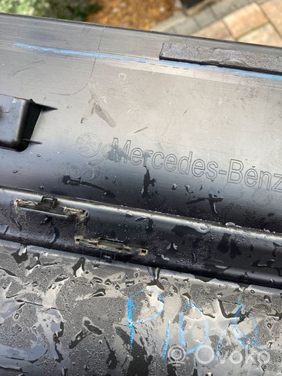 Mercedes-Benz GLB x247 Rivestimento della portiera posteriore A2477370700