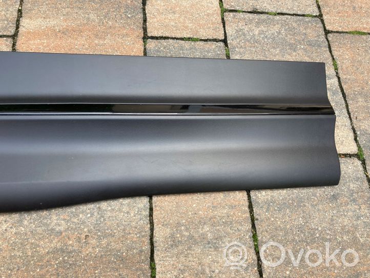 Mercedes-Benz GLB x247 Rivestimento della portiera posteriore A2477370700