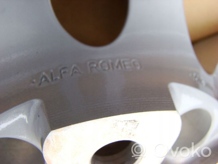 Alfa Romeo Giulia Felgi aluminiowe R16 