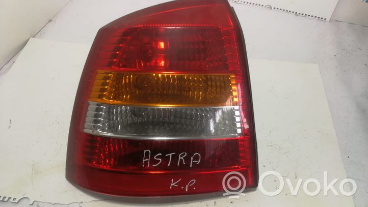 Opel Astra G Feux arrière / postérieurs 