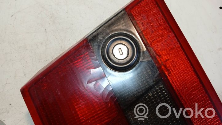 Opel Calibra Lampa tylna 45173