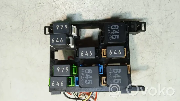 Audi Q3 8U Module de fusibles 