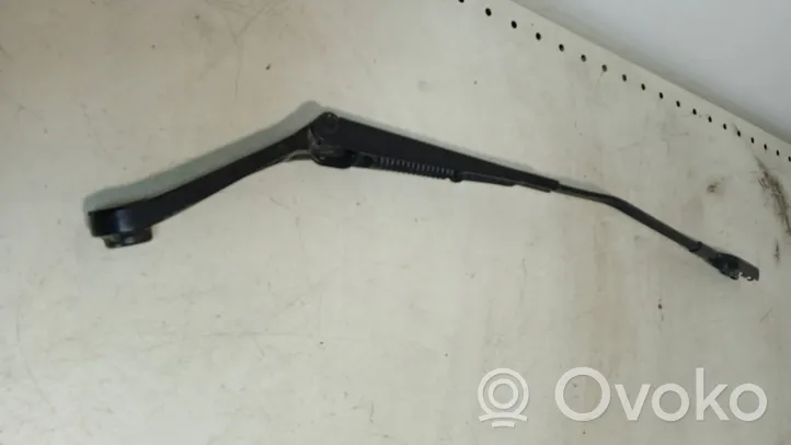 Audi Q3 8U Front wiper blade arm 