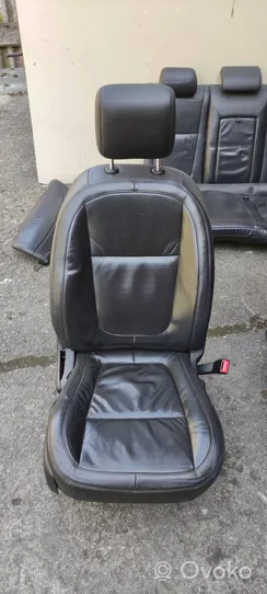 Jaguar XF Seat set 