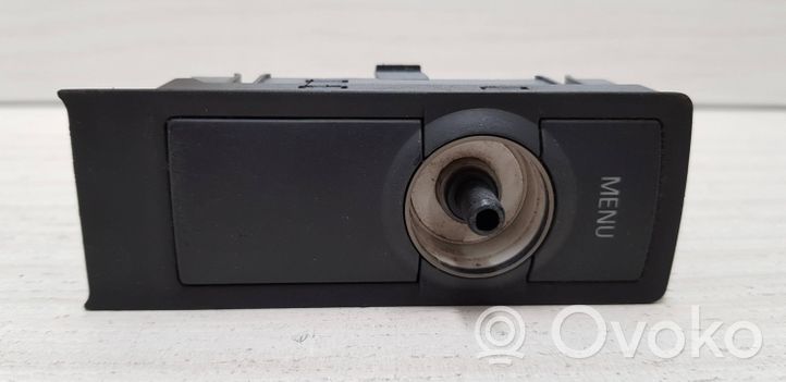 Audi A4 S4 B6 8E 8H Controllo multimediale autoradio 8E0919721A