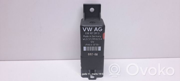 Audi A3 S3 8L Przekaźnik / Modul układu ogrzewania wstępnego 038907281D