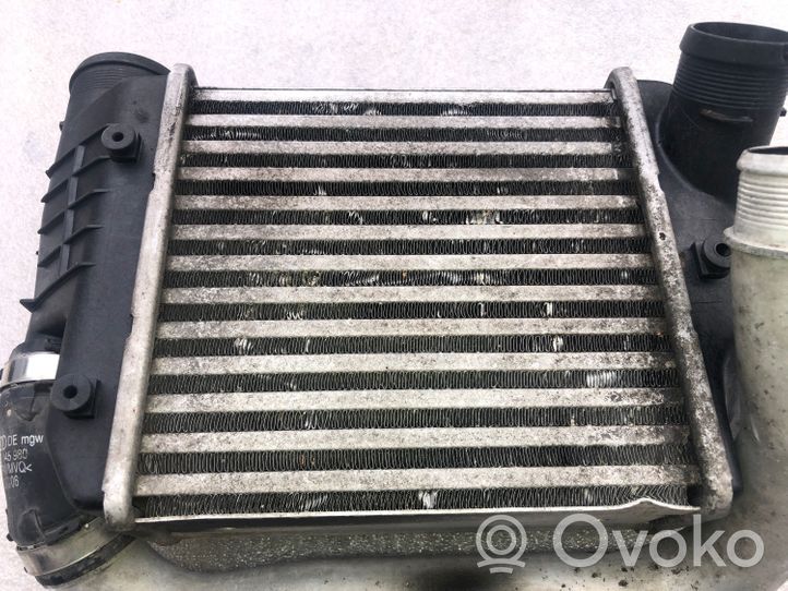 Audi A6 S6 C6 4F Chłodnica powietrza doładowującego / Intercooler 4F0145806E