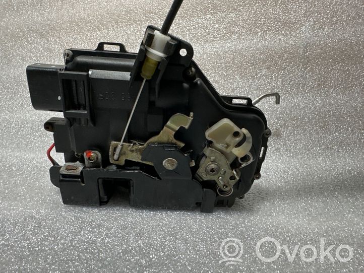 Audi A6 Allroad C5 Front door lock 4B1837016G