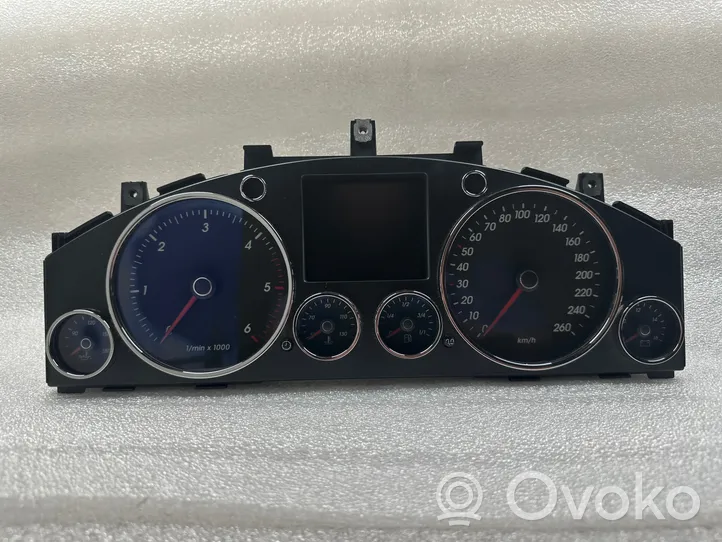 Volkswagen Touareg I Compteur de vitesse tableau de bord 7L6920881A