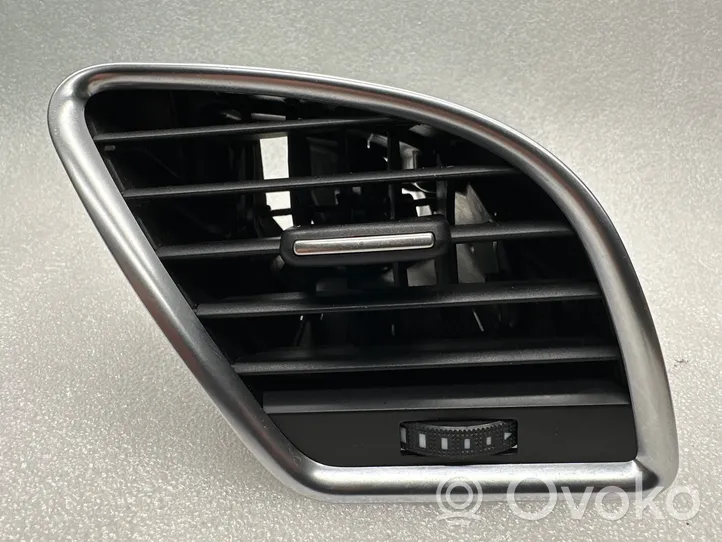 Audi A4 S4 B8 8K Copertura griglia di ventilazione laterale cruscotto 8T1820902C