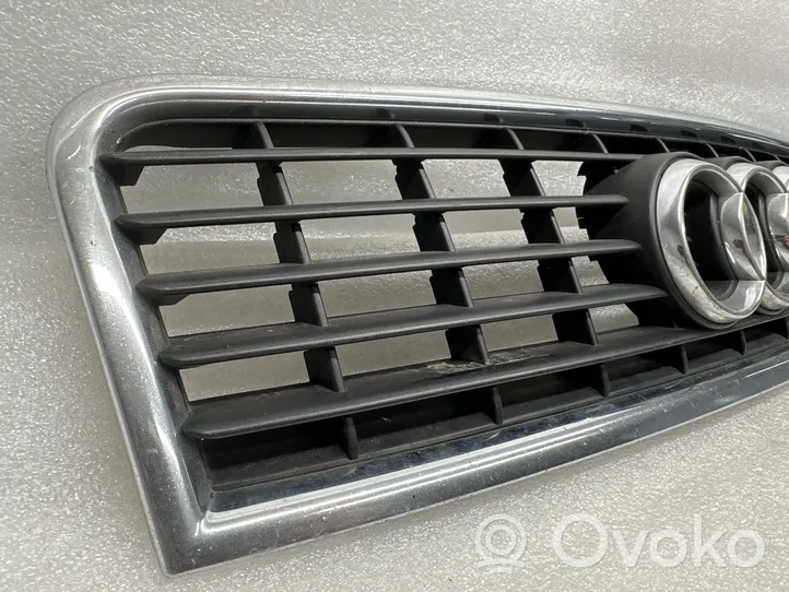 Audi A4 S4 B6 8E 8H Grille de calandre avant 8E0853651F