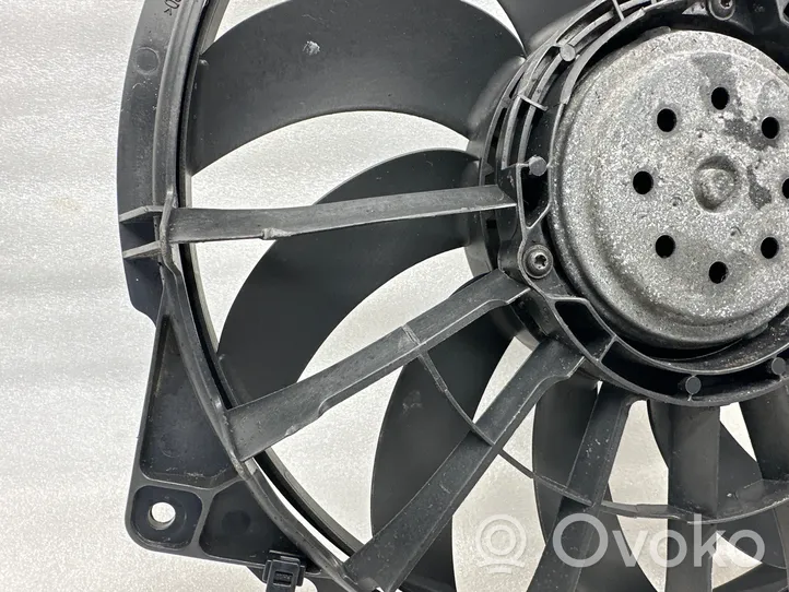 Audi A4 S4 B7 8E 8H Convogliatore ventilatore raffreddamento del radiatore 8E0959455G