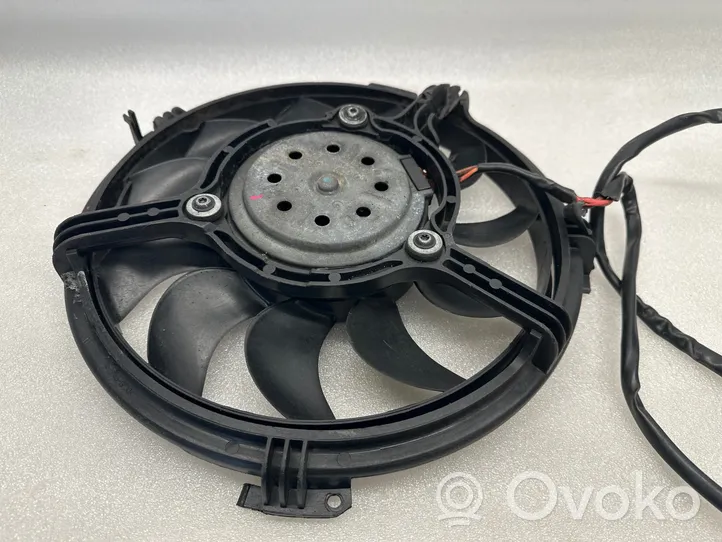 Audi A4 S4 B7 8E 8H Aro de refuerzo del ventilador del radiador 867007X