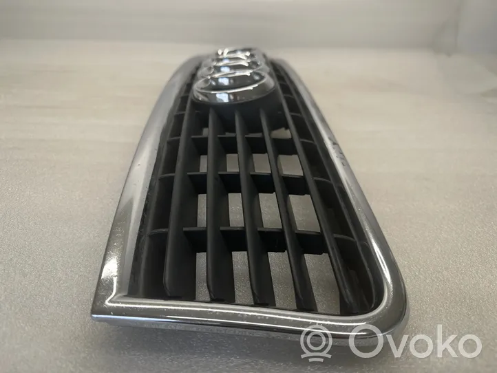 Audi A4 S4 B6 8E 8H Grille de calandre avant 8E0853651B