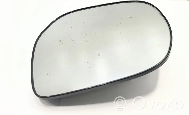 Toyota Land Cruiser (J200) Wing mirror glass 