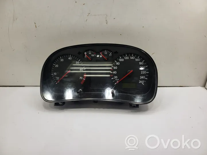 Volkswagen Bora Compteur de vitesse tableau de bord 