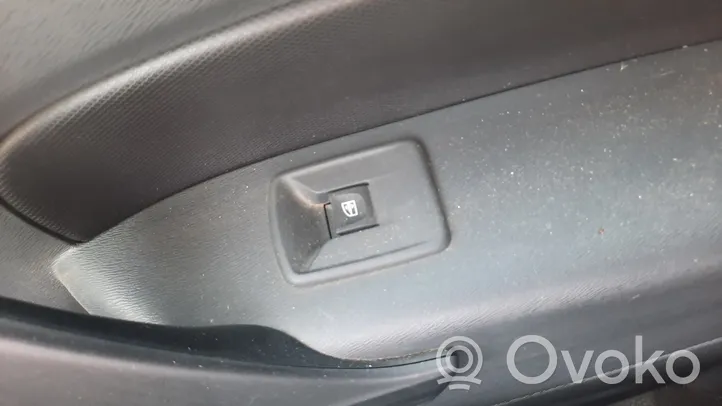 Mercedes-Benz Citan W415 Interrupteur commade lève-vitre 