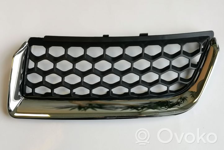 Dodge Stratus Front bumper upper radiator grill 04805900AB