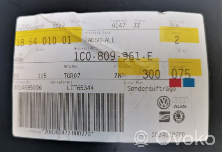 Volkswagen New Beetle Rivestimento paraspruzzi passaruota anteriore 