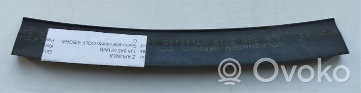 Volkswagen Golf IV Front door rubber seal 1J5845571B