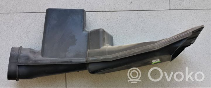 Mitsubishi Lancer Oro paėmimo kanalo detalė (-ės) MR497518