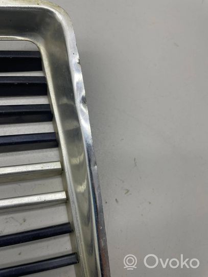 BMW 1500 2500 Front grill GROTELES