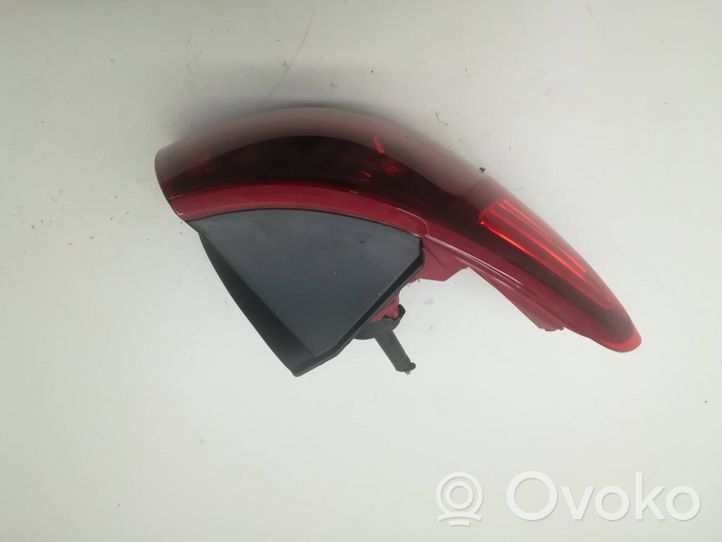 KIA Sorento Rear/tail lights 92401C55