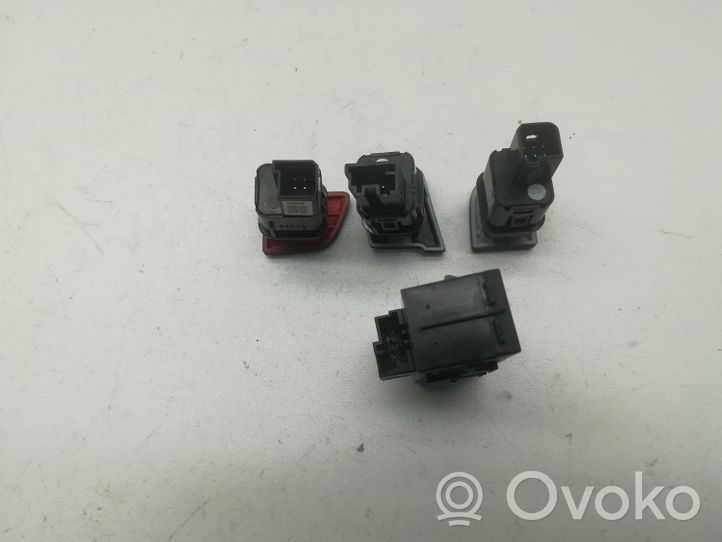 Opel Mokka Interruptor de encendido/apagado del airbag de pasajero 13422812