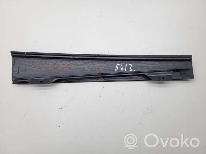 Volkswagen Touran I Muu takaoven verhoiluelementti 1T0839890