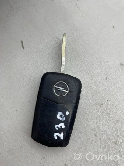 Opel Astra H Ignition key/card 