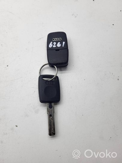 Audi A4 S4 B6 8E 8H Užvedimo raktas (raktelis)/ kortelė 4D0837231