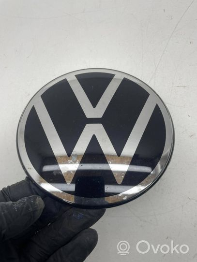 Volkswagen Golf VIII Mostrina con logo/emblema della casa automobilistica 5H0853601H