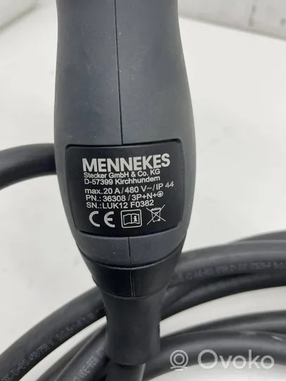 Mercedes-Benz EQC Kabel do ładowania samochodu elektrycznego A000583405