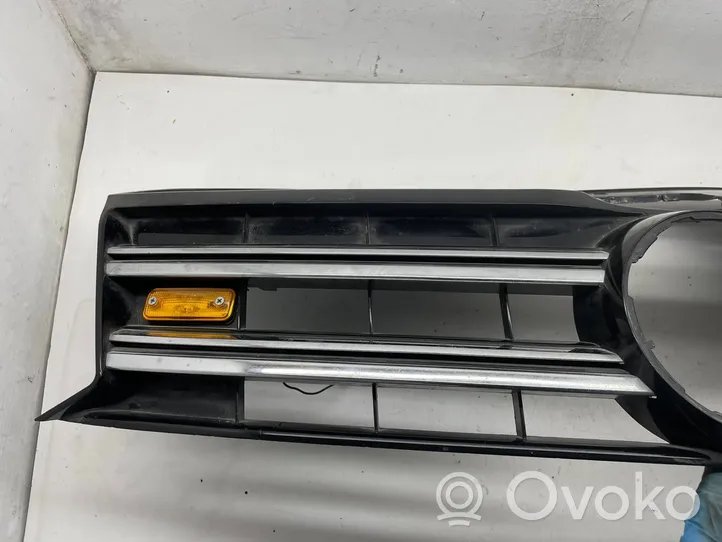 Volkswagen Amarok Grille calandre supérieure de pare-chocs avant 2H7853651