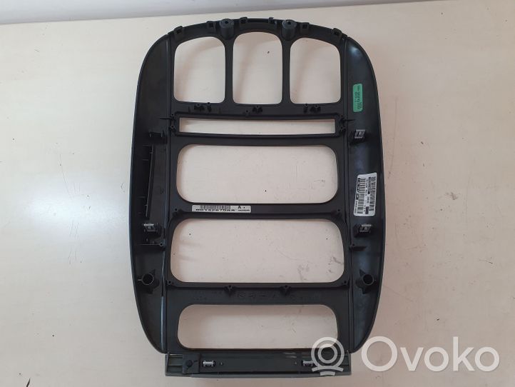 Chrysler Grand Voyager IV Console centrale, commande chauffage/clim P05005260AE