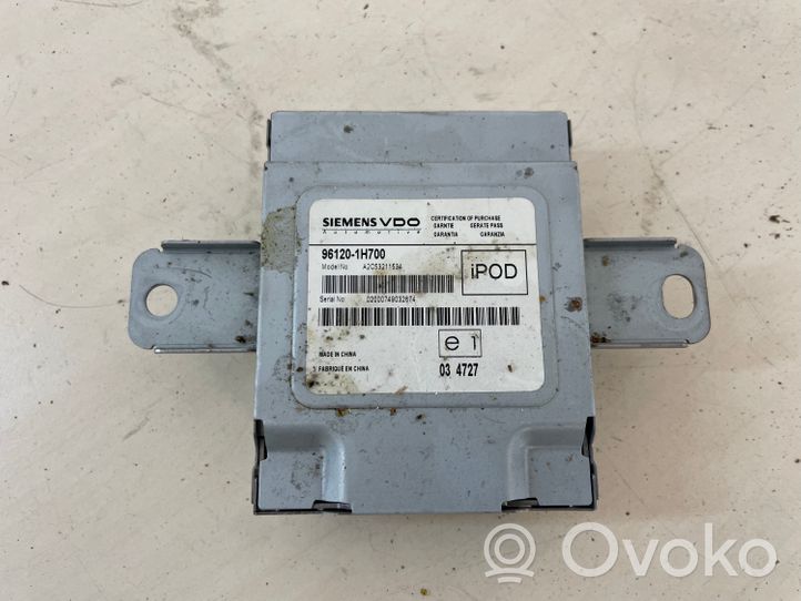 KIA Ceed USB valdymo blokas 961201H700